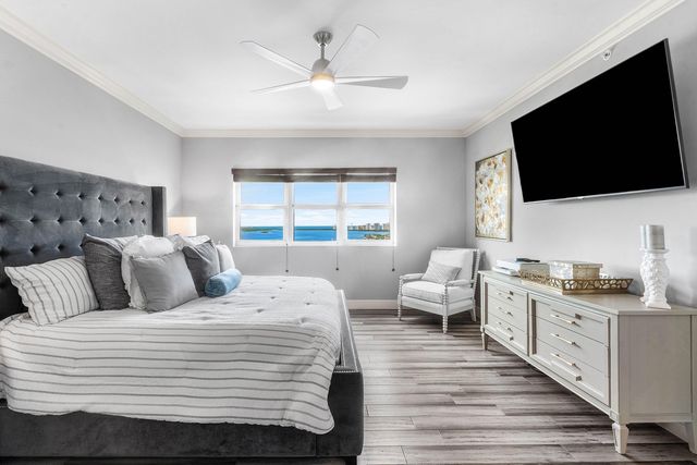 2650 Lake Shore Drive 2102, Riviera Beach, FL 33404