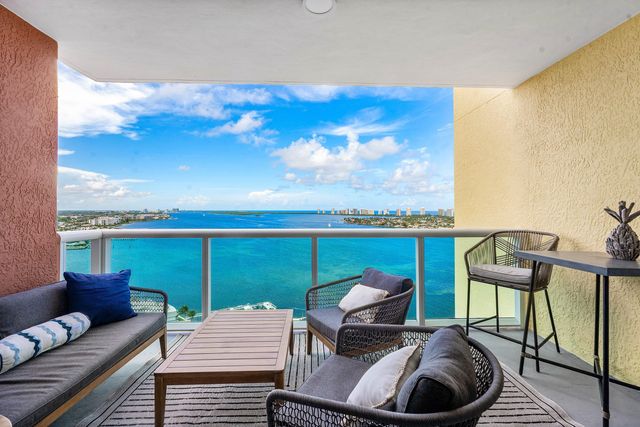 2650 Lake Shore Drive 2102, Riviera Beach, FL 33404