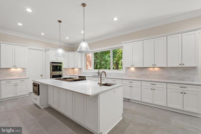 7003 FAWN TRAIL CT, Bethesda, MD 20817