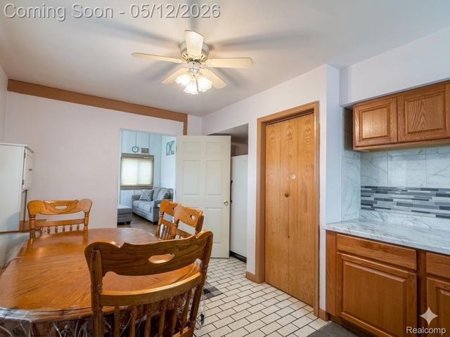 35960 Carlisle Street, Clinton Charter Township, MI 48035