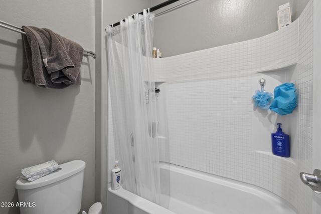 892 E HAMPTON Lane, Gilbert, AZ 85295