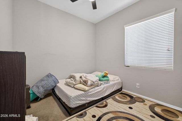 892 E HAMPTON Lane, Gilbert, AZ 85295
