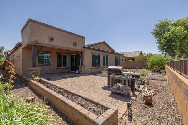 892 E HAMPTON Lane, Gilbert, AZ 85295