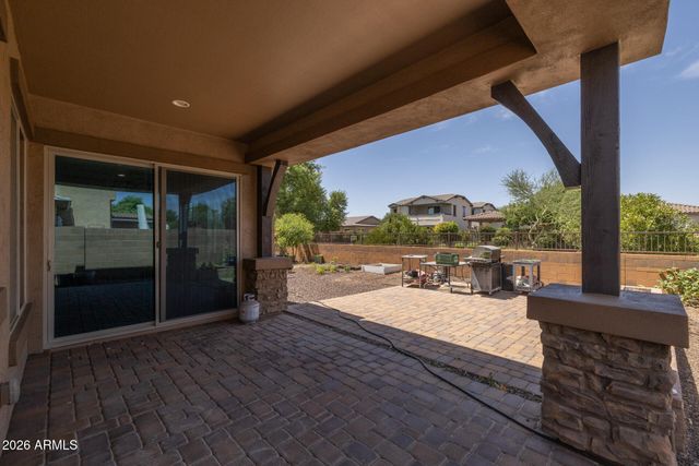 892 E HAMPTON Lane, Gilbert, AZ 85295
