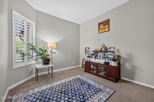 892 E HAMPTON Lane, Gilbert, AZ 85295