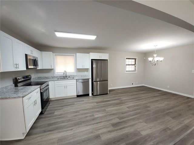 5370 Longmeadow Lane, Atlanta, GA 30349