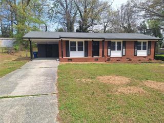 5370 Longmeadow Lane, Atlanta, GA 30349