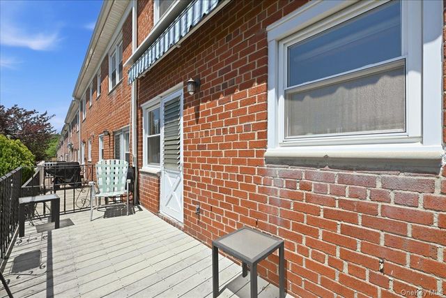 6369 Douglaston Parkway 56, Douglaston, NY 11362