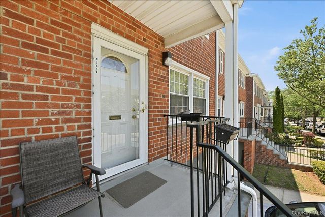 6369 Douglaston Parkway 56, Douglaston, NY 11362