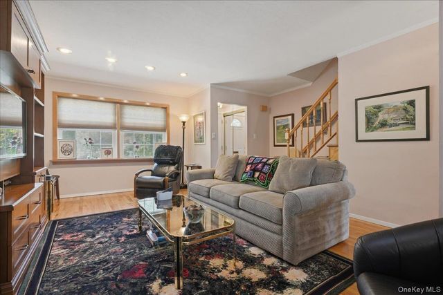 6369 Douglaston Parkway 56, Douglaston, NY 11362