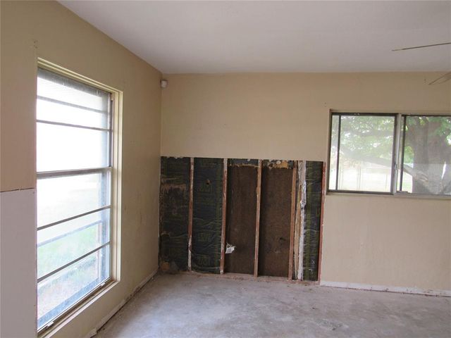 304 Saturn Street, Altus, OK 73521