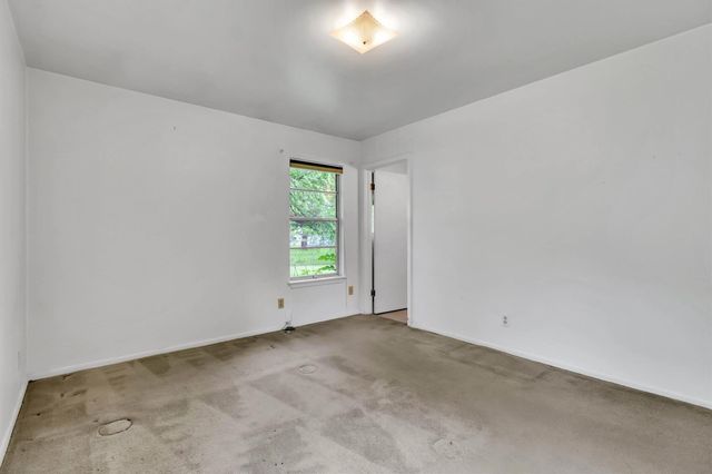 8604 Parkfield DR, Austin, TX 78758