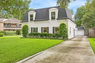 215 Greenpark Drive, Houston, TX 77079