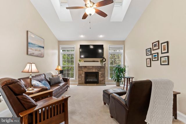6120 RIVENDALE CT, Mechanicsburg, PA 17050