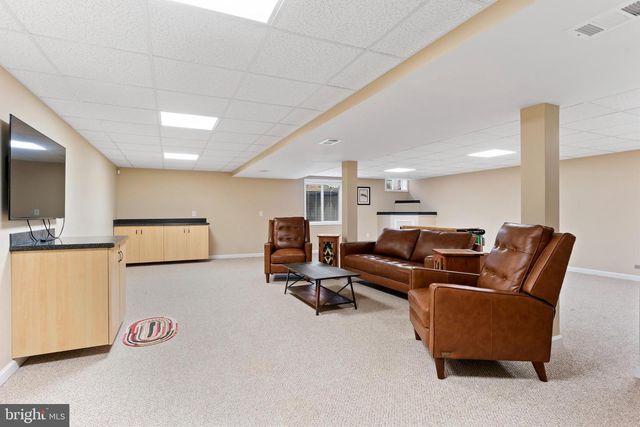 6120 RIVENDALE CT, Mechanicsburg, PA 17050