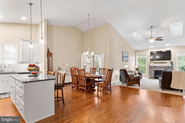 6120 RIVENDALE CT, Mechanicsburg, PA 17050