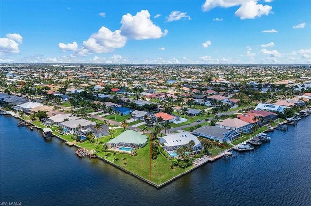 2546 SW 45th ST, Cape Coral, FL 33914