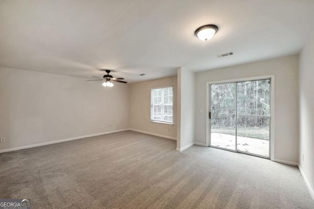 6338 Hickory Lane Circle, Union City, GA 30291