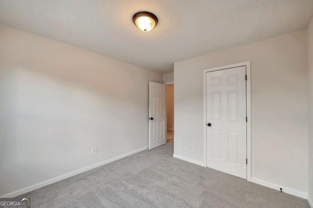 6338 Hickory Lane Circle, Union City, GA 30291