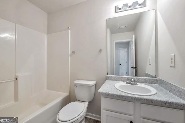 6338 Hickory Lane Circle, Union City, GA 30291