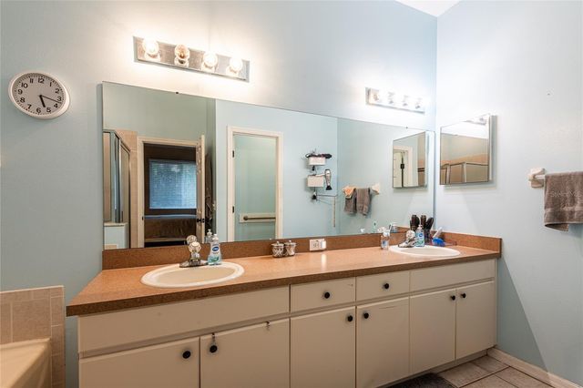 1627 SASSAFRAS DRIVE, Wesley Chapel, FL 33543