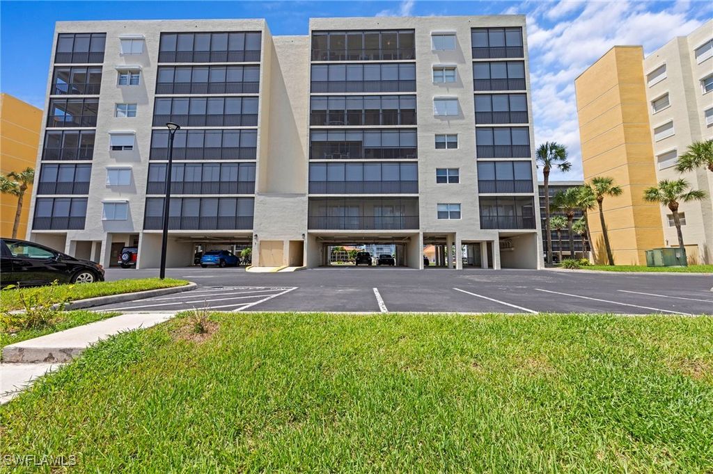 4411 Bay Beach LN 762, Fort Myers Beach, FL 33931