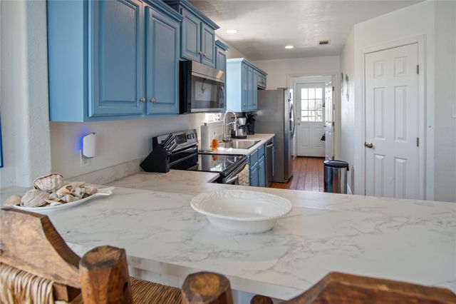 2371 Sandman, Crystal Beach, TX 77650