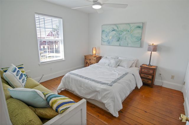 2371 Sandman, Crystal Beach, TX 77650