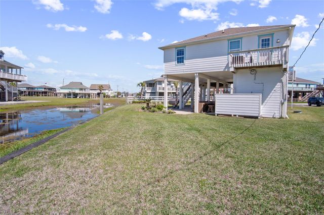 2371 Sandman, Crystal Beach, TX 77650