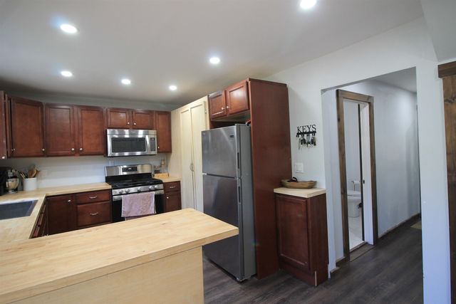 21 Mirror Lake Road, Thornton, NH 03285