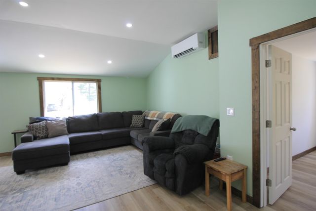 21 Mirror Lake Road, Thornton, NH 03285
