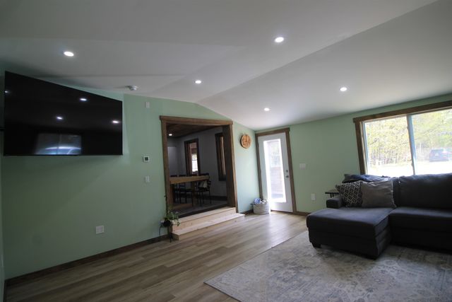 21 Mirror Lake Road, Thornton, NH 03285