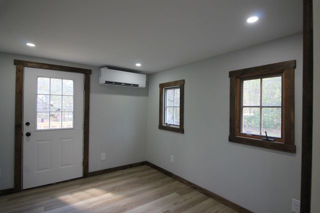 21 Mirror Lake Road, Thornton, NH 03285