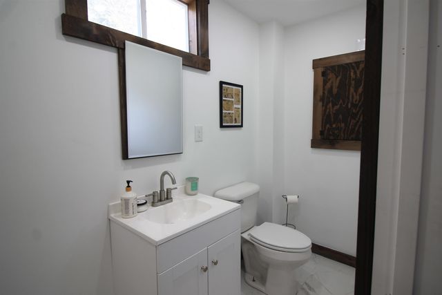 21 Mirror Lake Road, Thornton, NH 03285