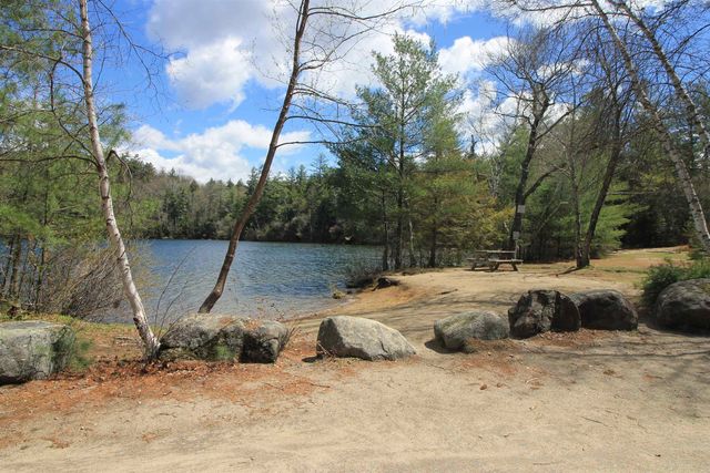 21 Mirror Lake Road, Thornton, NH 03285