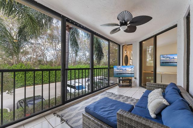 5139 Europa Drive O, Boynton Beach, FL 33437