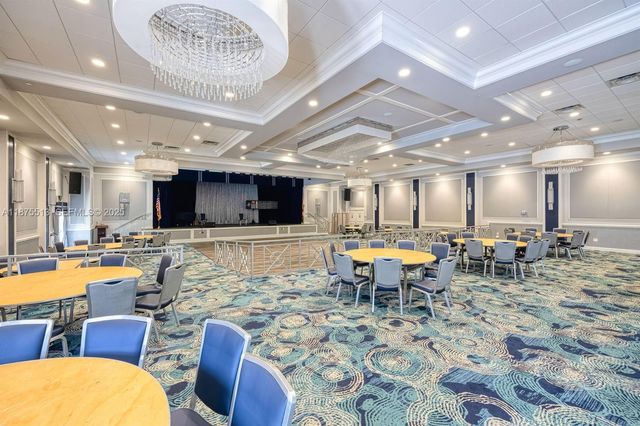 5139 Europa Drive O, Boynton Beach, FL 33437