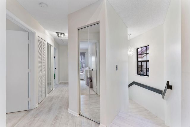 5139 Europa Drive O, Boynton Beach, FL 33437