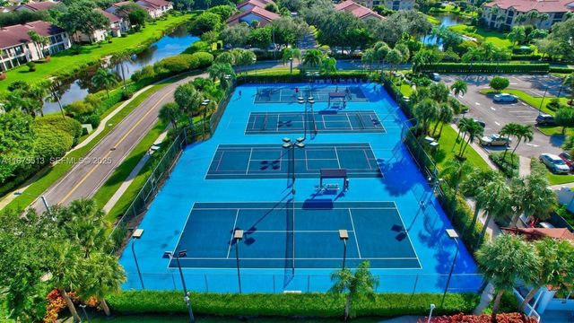 5139 Europa Drive O, Boynton Beach, FL 33437