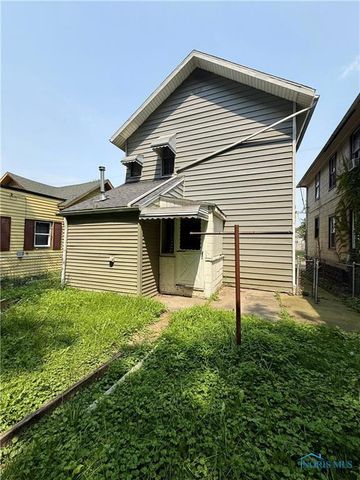 811 Bush Street, Toledo, OH 43604