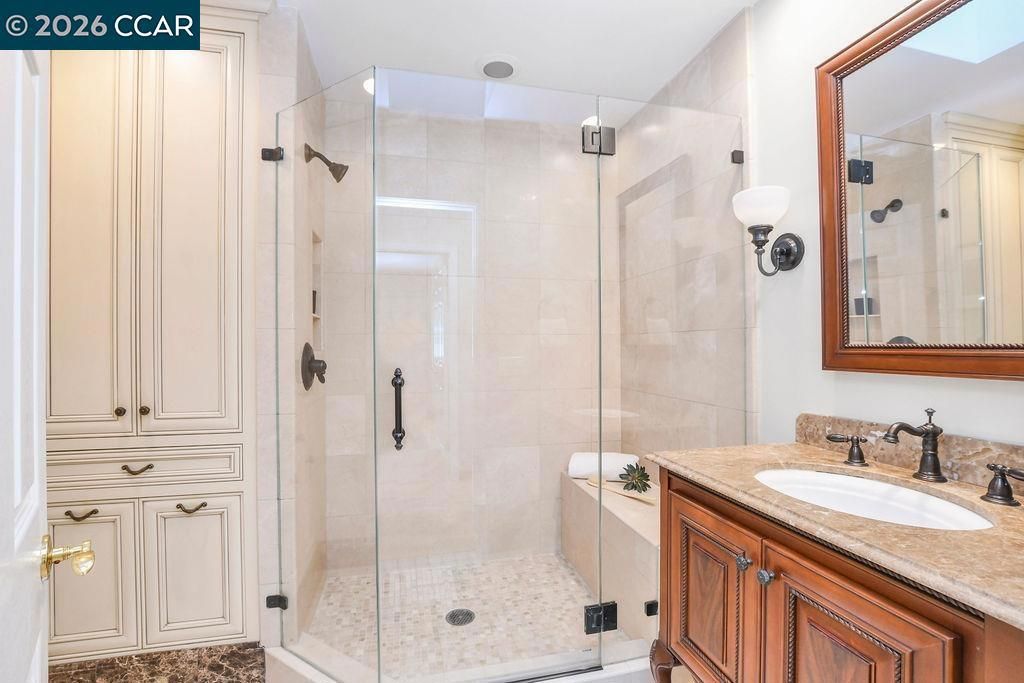 Image 28 of property listing at 403 Midway Place, Martinez, CA 94553