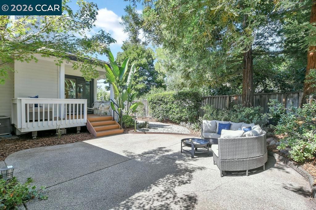 Image 36 of property listing at 403 Midway Place, Martinez, CA 94553