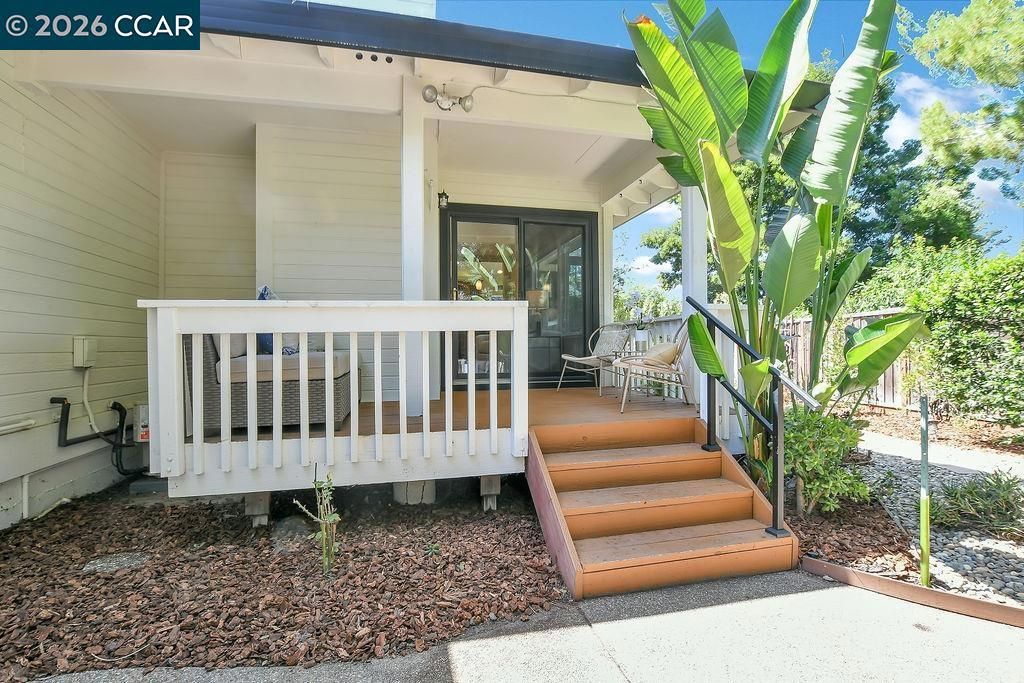 Image 54 of property listing at 403 Midway Place, Martinez, CA 94553