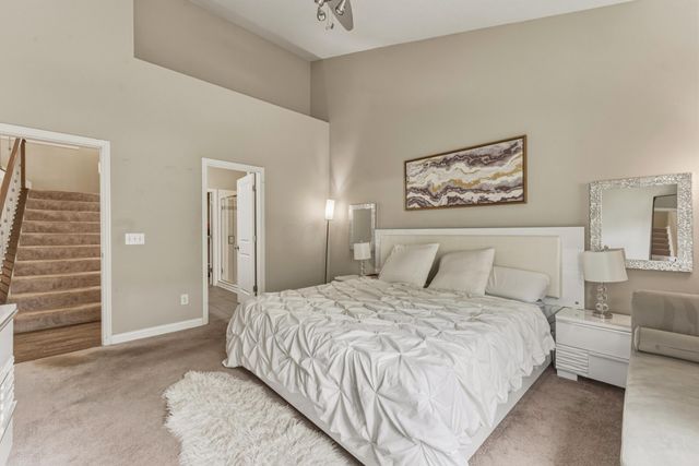 6330 Hoffman Trace Drive, Columbus, OH 43213