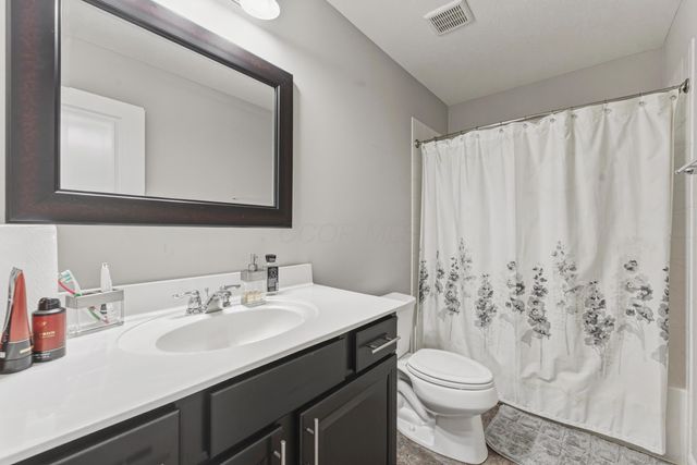 6330 Hoffman Trace Drive, Columbus, OH 43213
