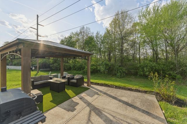 6330 Hoffman Trace Drive, Columbus, OH 43213