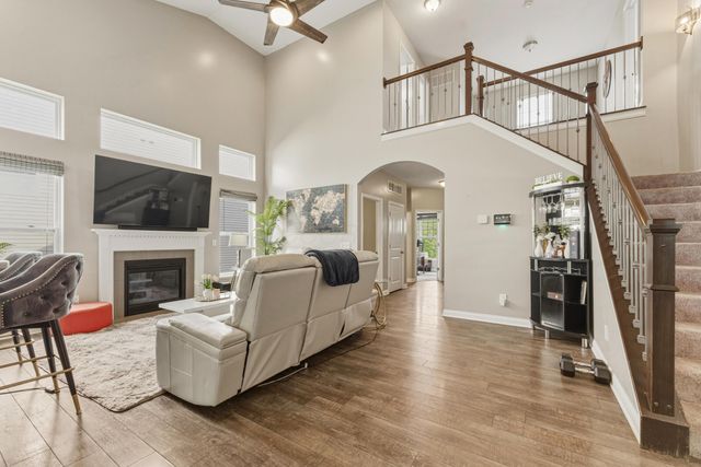 6330 Hoffman Trace Drive, Columbus, OH 43213