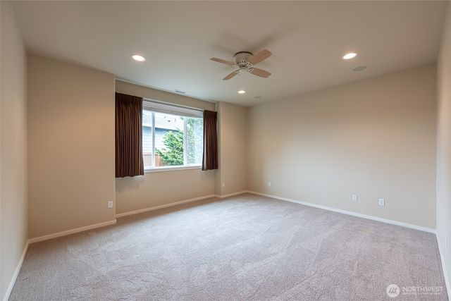 4986 Meriwood Drive NE, Lacey, WA 98516