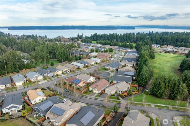 4986 Meriwood Drive NE, Lacey, WA 98516