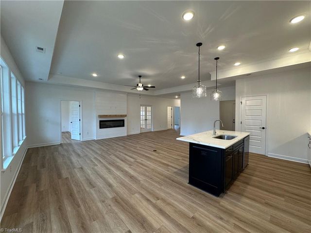 2430 Augusta Drive, Asheboro, NC 27205